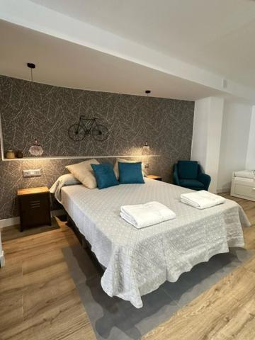 Apartamentos 1240 Jordan Валенсія Екстер'єр фото