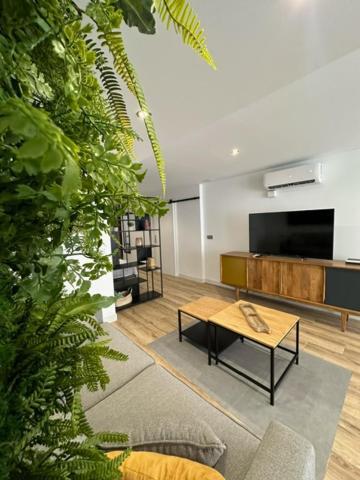 Apartamentos 1240 Jordan Валенсія Екстер'єр фото